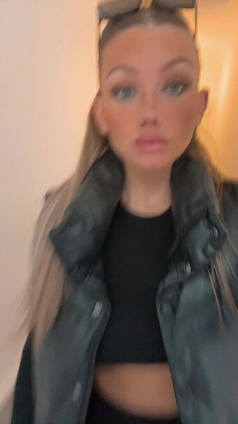 Abi Greasley Nagie Wycieki OnlyFans Zdjęcie 84