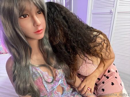 agatha_dolly2