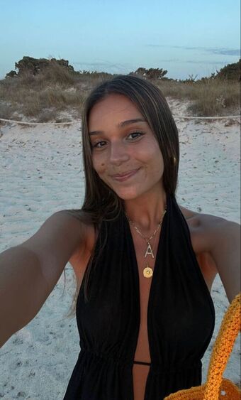 Aina Simon Nagie Wycieki OnlyFans Zdjęcie 5