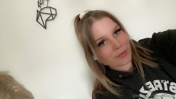 alicee11