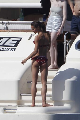 Alicia Vikander