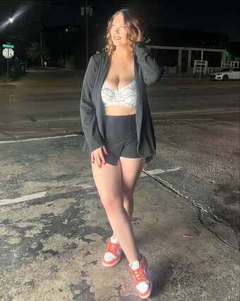 Ally Theis