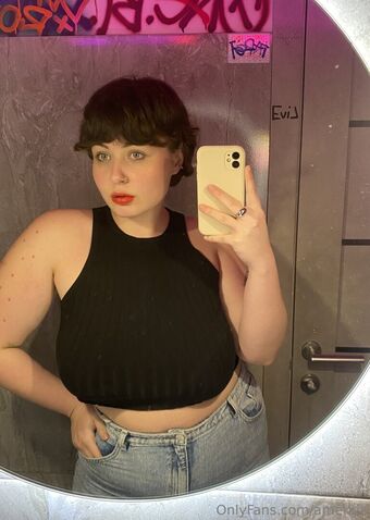 ameriya Nagie Wycieki OnlyFans Zdjęcie 15