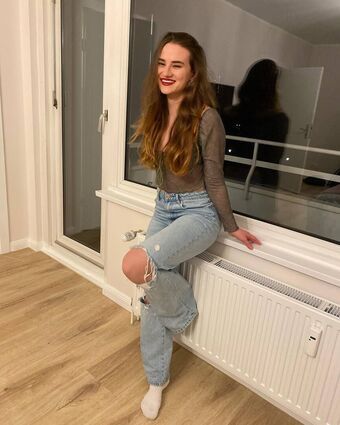 Annika Baecker