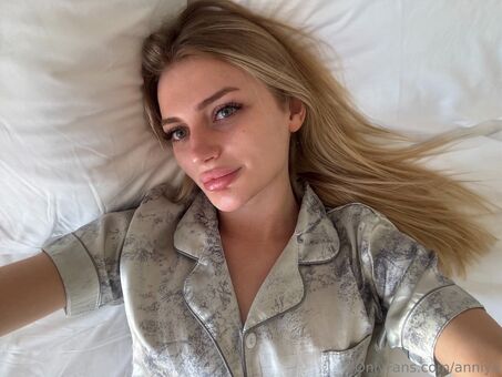 anniya Nagie Wycieki OnlyFans Zdjęcie 16