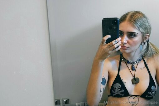 astrid-eclipse Nagie Wycieki OnlyFans Zdjęcie 13