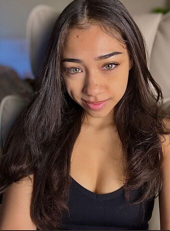 atoviah Nagie Wycieki OnlyFans Zdjęcie 7