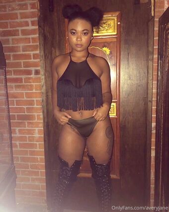 averyjane Nagie Wycieki OnlyFans Zdjęcie 16