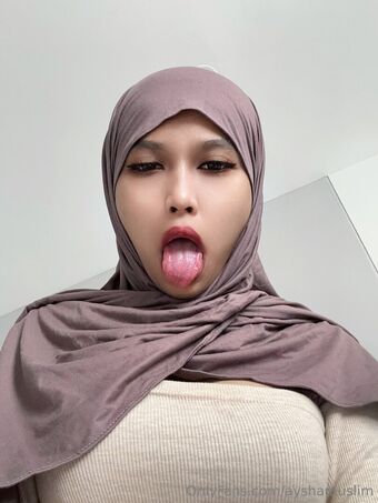 ayshamuslim