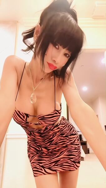 Bai Ling