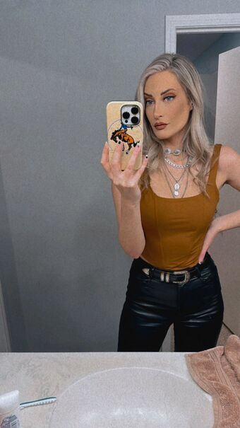 BasicWitGirl