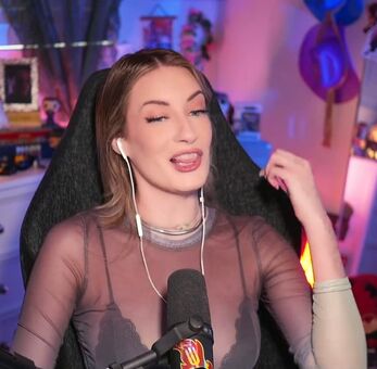 BasicWitGirl