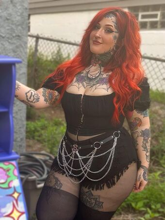Bluecollargoth