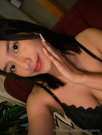 Bustyanny Nagie Wycieki OnlyFans Zdjęcie 22