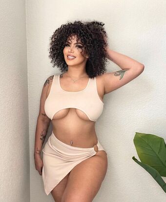 Calida Nagie Wycieki OnlyFans Zdjęcie 6