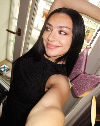 Charli-xcx