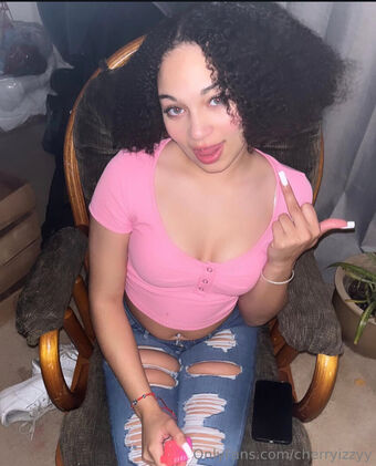 cherryizzyy Nagie Wycieki OnlyFans Zdjęcie 15