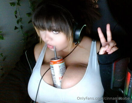 cinnarollbabe