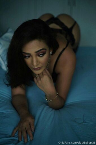 Claudia Llort Nagie Wycieki OnlyFans Zdjęcie 4