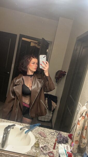 curvycherry00