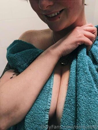 darkuredi Nagie Wycieki OnlyFans Zdjęcie 2