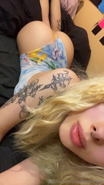 dashoverlyfree Nagie Wycieki OnlyFans Zdjęcie 4