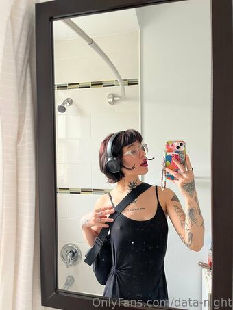 data-night Nagie Wycieki OnlyFans Zdjęcie 18