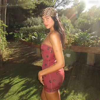 Dua-lipa