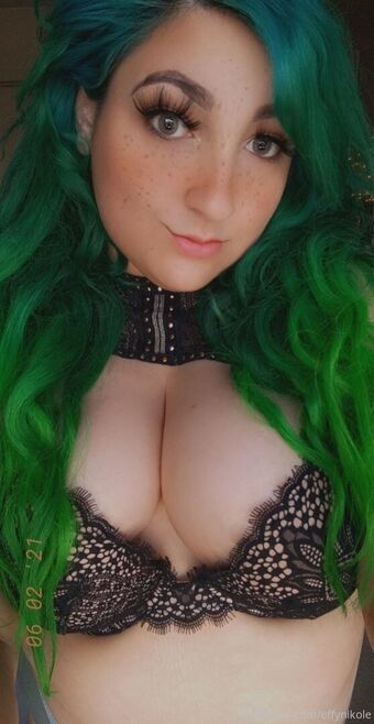 effynikole