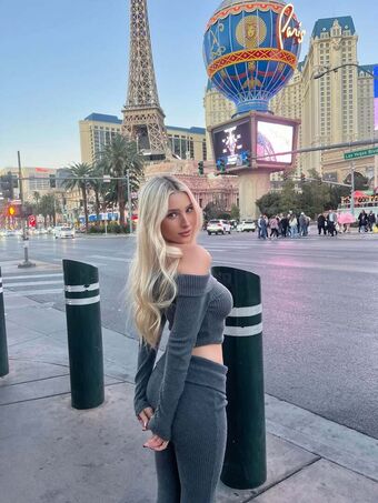 Ella Netzer Nagie Wycieki OnlyFans Zdjęcie 175