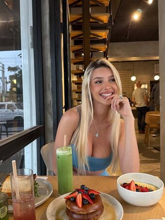 Ella Netzer Nagie Wycieki OnlyFans Zdjęcie 179