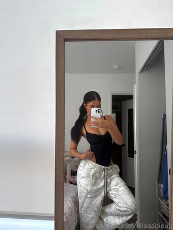 ellaaableuu Nagie Wycieki OnlyFans Zdjęcie 1