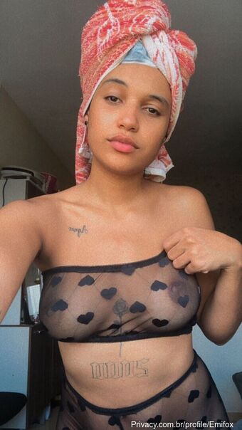 Emi Fox Nagie Wycieki OnlyFans Zdjęcie 10