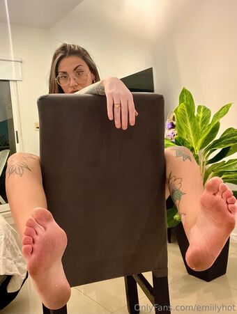 emiilyhot