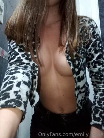 emily_kane