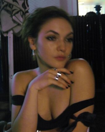 Emma drogunova