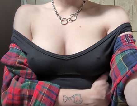 emulicious Nagie Wycieki OnlyFans Zdjęcie 12