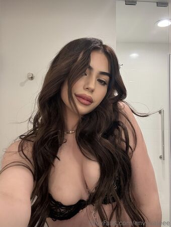 Envyvalee Nagie Wycieki OnlyFans Zdjęcie 4
