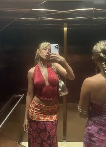 Ester Expósito Nagie Wycieki OnlyFans Zdjęcie 78