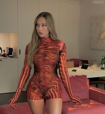 Ester Expósito Nagie Wycieki OnlyFans Zdjęcie 80