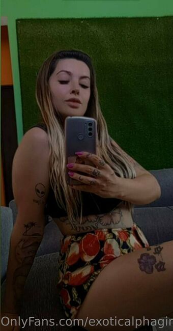 exoticalphagirl