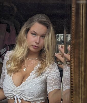Finifee Nagie Wycieki OnlyFans Zdjęcie 27