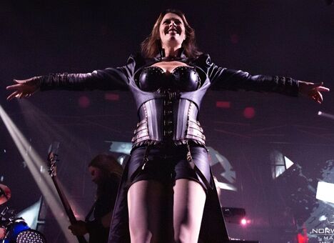 Floor-jansen Nagie Wycieki OnlyFans Zdjęcie 39