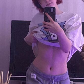 Fruxo Nagie Wycieki OnlyFans Zdjęcie 1