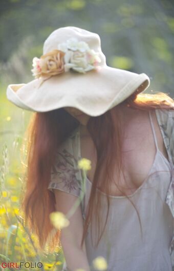 Girlfolio