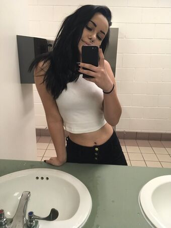 Gothgirly