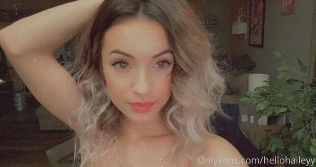 hellohaileyy Nagie Wycieki OnlyFans Zdjęcie 5