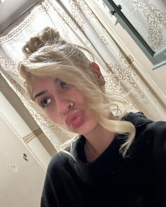 Hollynbanks Nagie Wycieki OnlyFans Zdjęcie 2