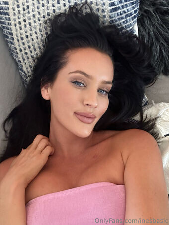 Ines Basic Nagie Wycieki OnlyFans Zdjęcie 7