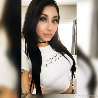 itsizzybixtch Nagie Wycieki OnlyFans Zdjęcie 6